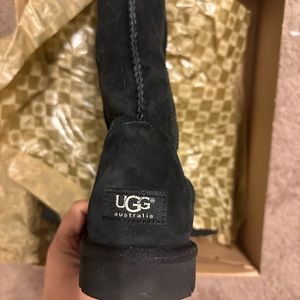 Tall classic black Uggs